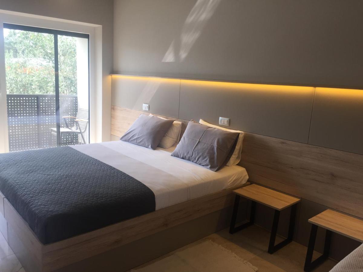 Rooms And Apartments Lisjak Копер Екстериор снимка
