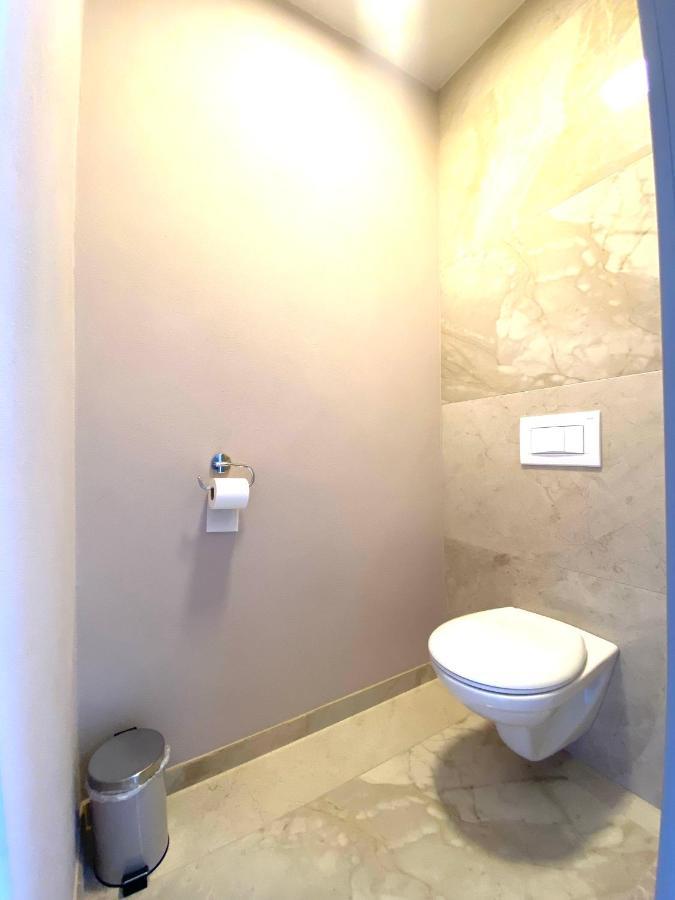 Rooms And Apartments Lisjak Копер Екстериор снимка