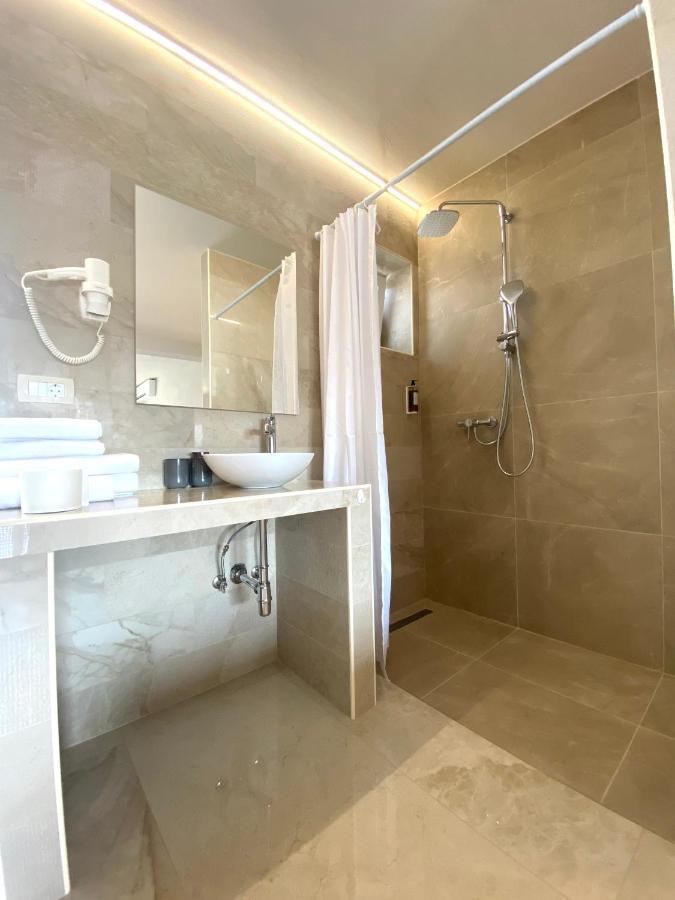 Rooms And Apartments Lisjak Копер Екстериор снимка