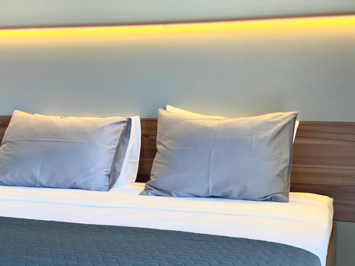 Rooms And Apartments Lisjak Копер Екстериор снимка