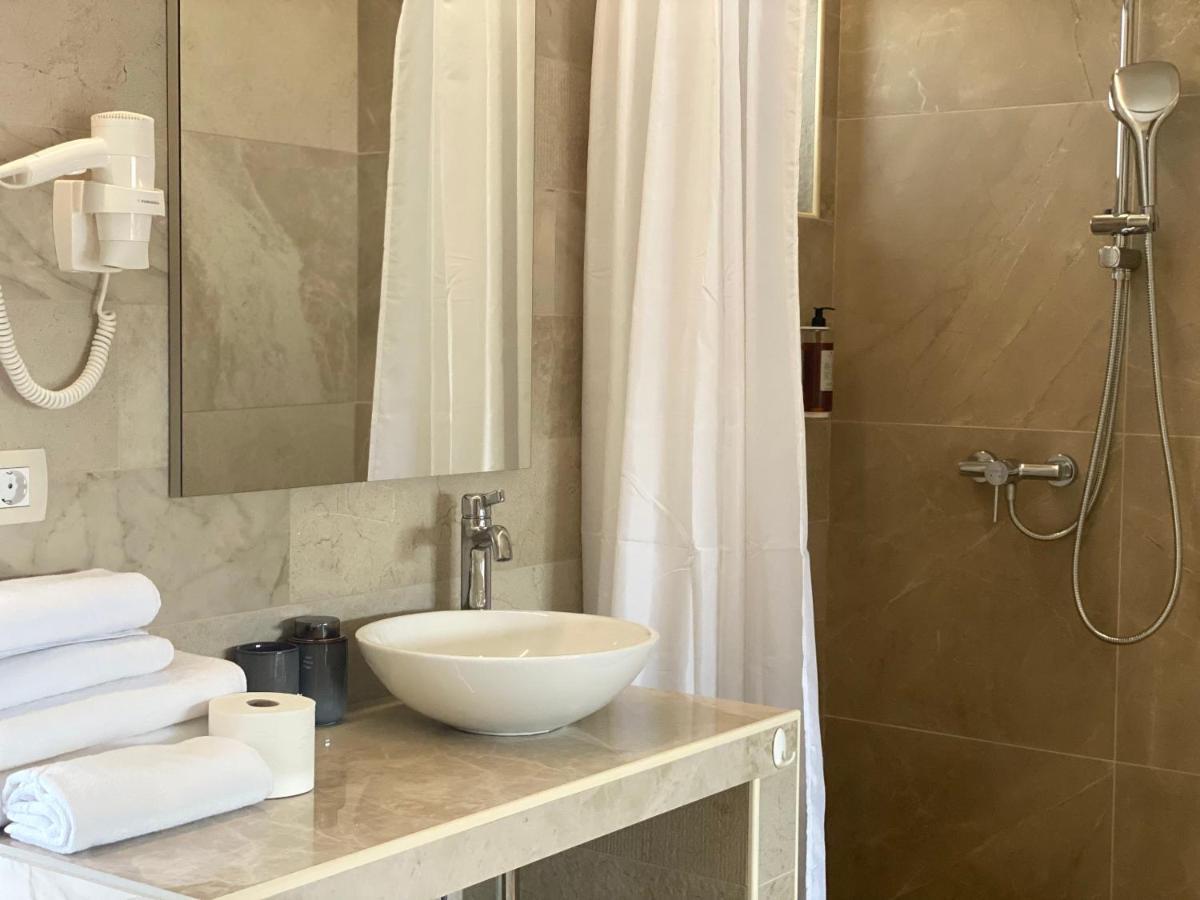 Rooms And Apartments Lisjak Копер Екстериор снимка