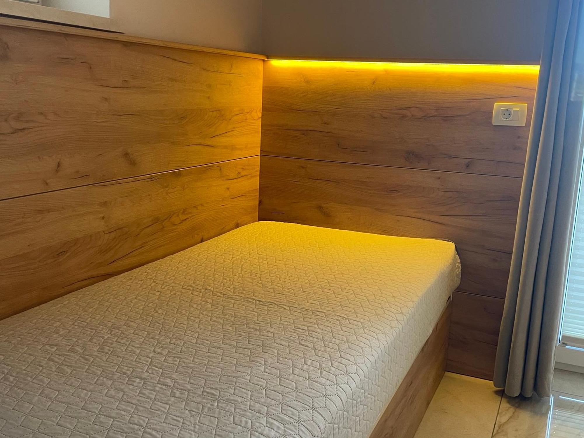 Rooms And Apartments Lisjak Копер Екстериор снимка