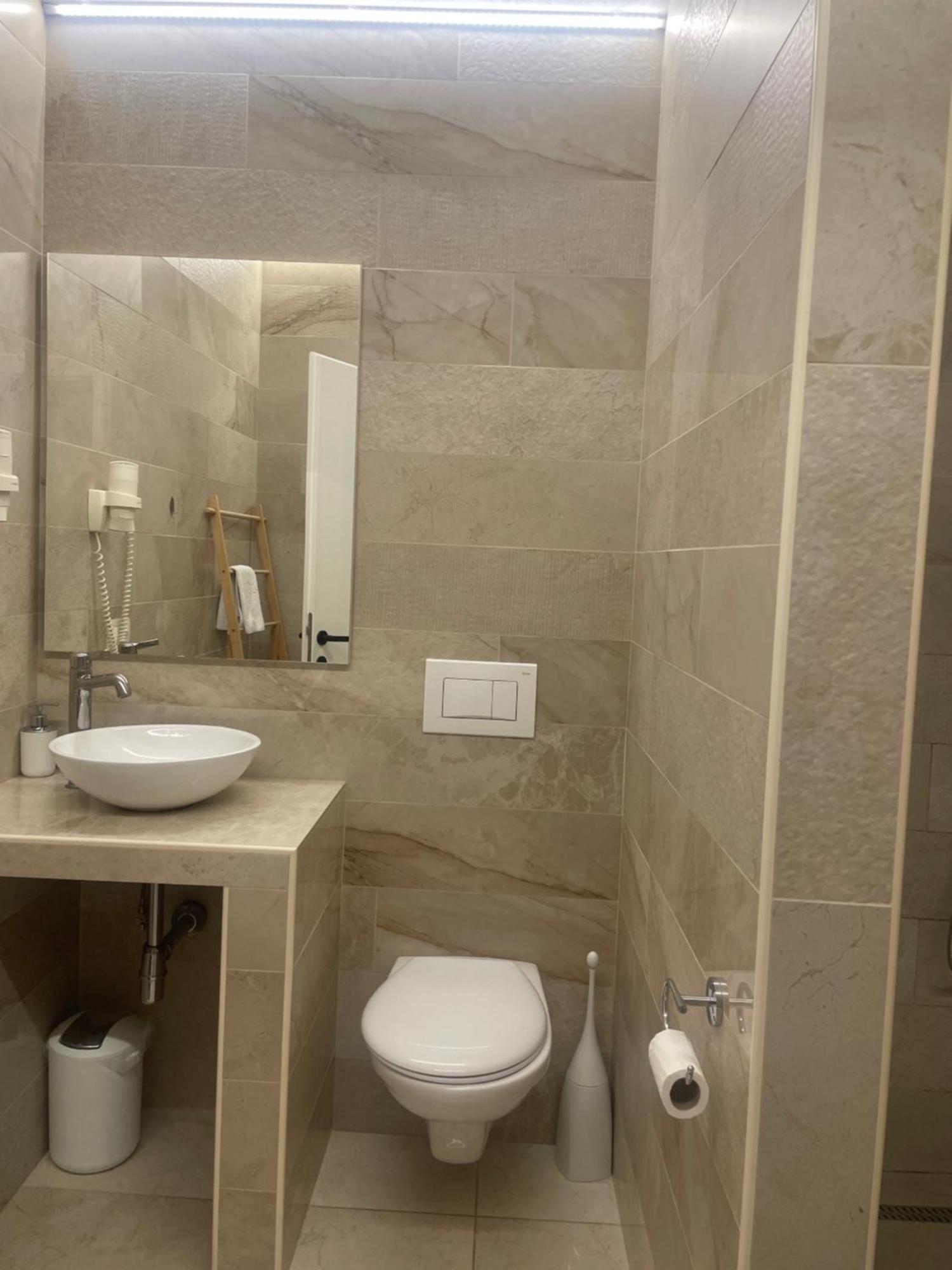 Rooms And Apartments Lisjak Копер Екстериор снимка