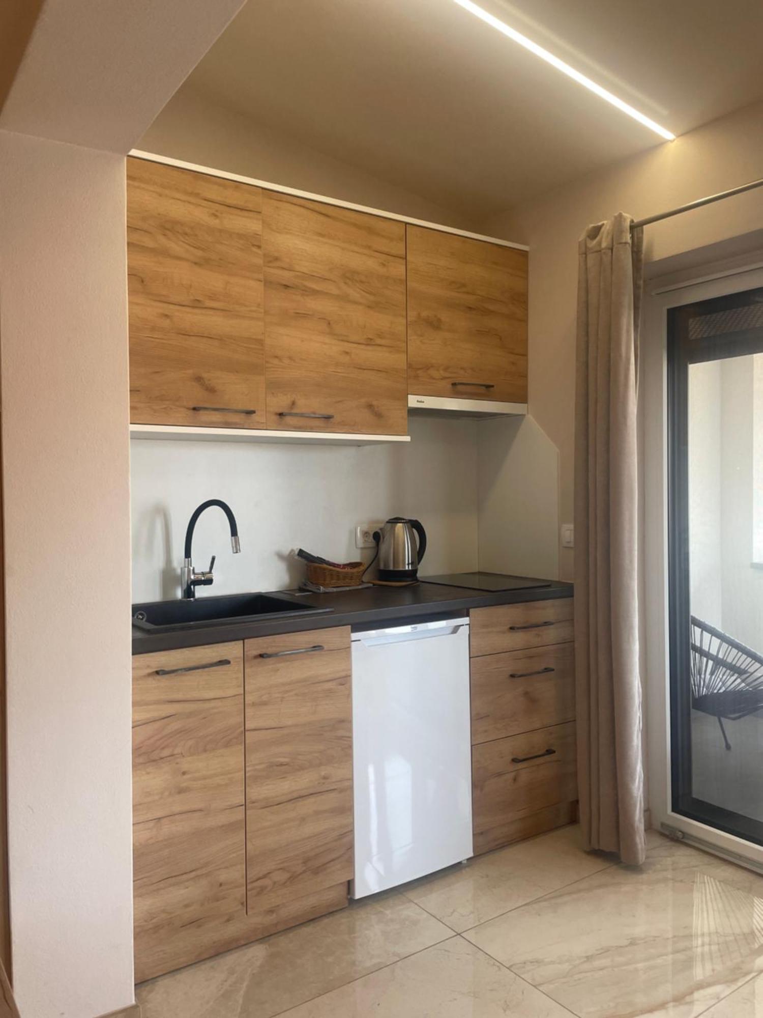 Rooms And Apartments Lisjak Копер Екстериор снимка